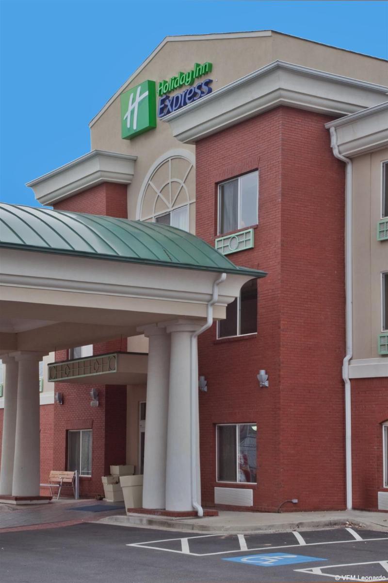 Holiday Inn Express & Suites - Commerce By Ihg Luaran gambar