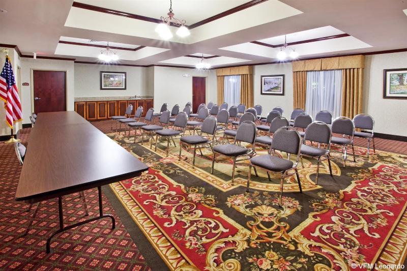 Holiday Inn Express & Suites - Commerce By Ihg Luaran gambar